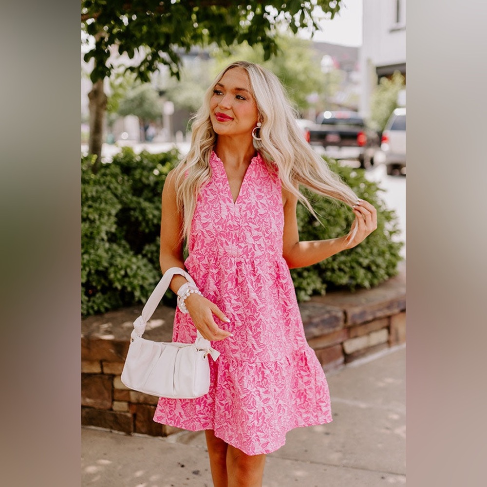 THML Hot Pink V-Neck Tiered Mini Dress size Small